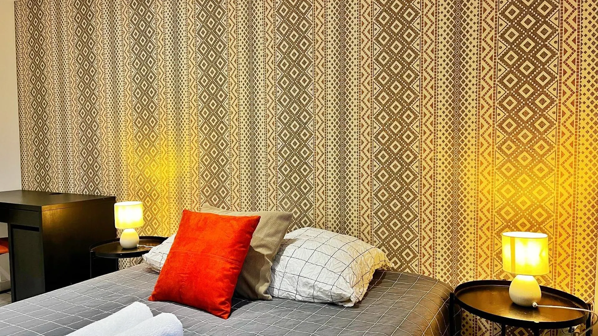 Suite Eltone Villeurbanne France