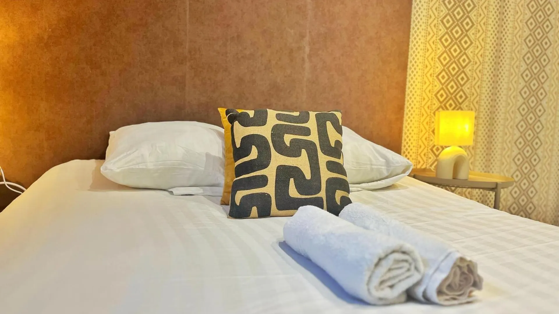 Suite Eltone Villeurbanne Apartment